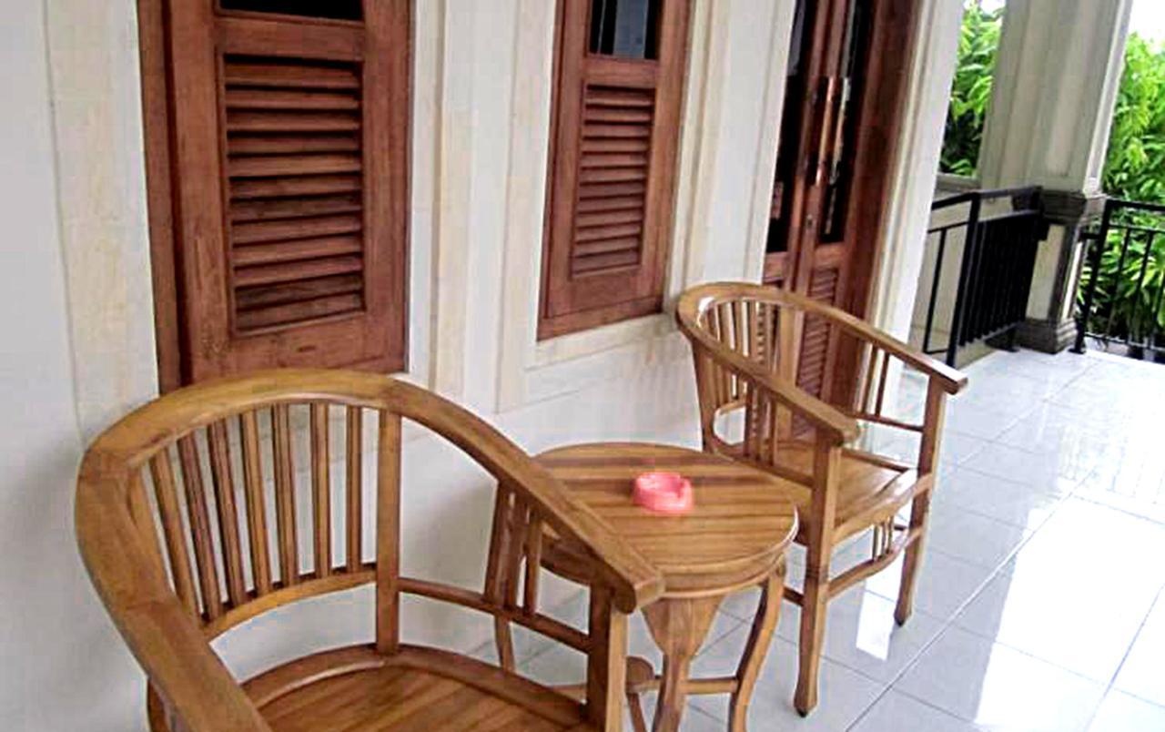 Budget Door Legian Inn Kuta Lombok Dış mekan fotoğraf