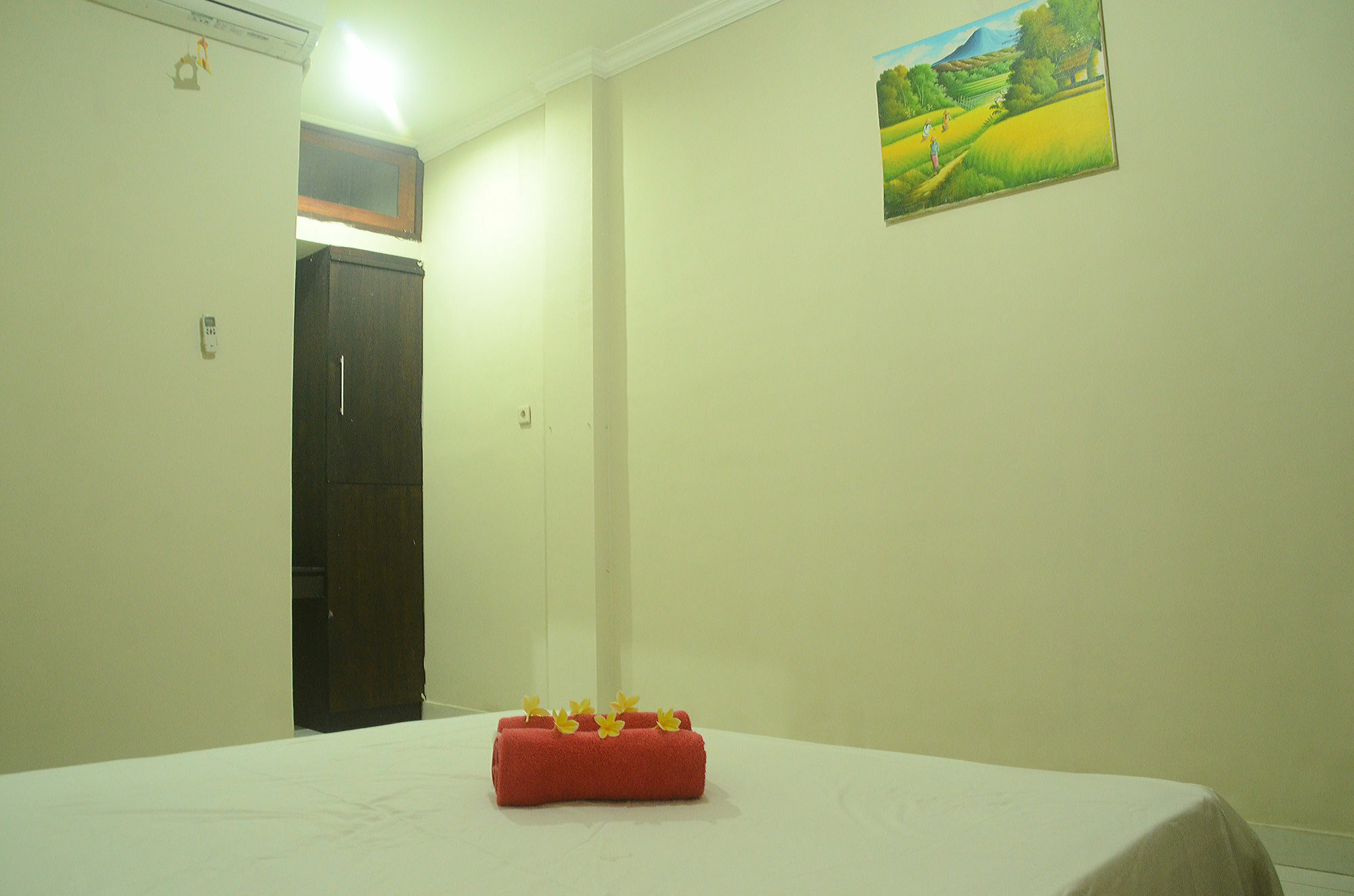 Budget Door Legian Inn Kuta Lombok Dış mekan fotoğraf