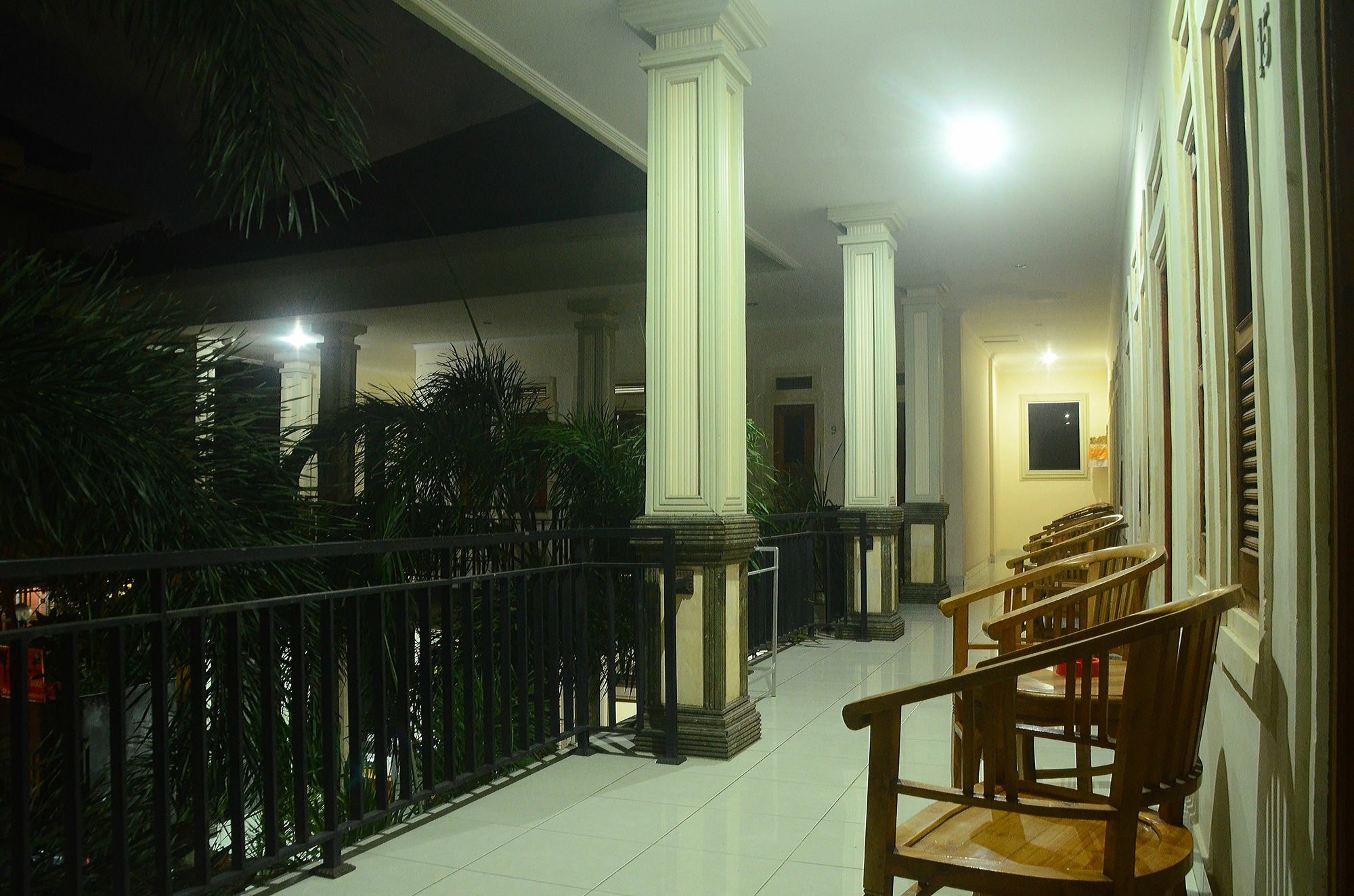 Budget Door Legian Inn Kuta Lombok Dış mekan fotoğraf